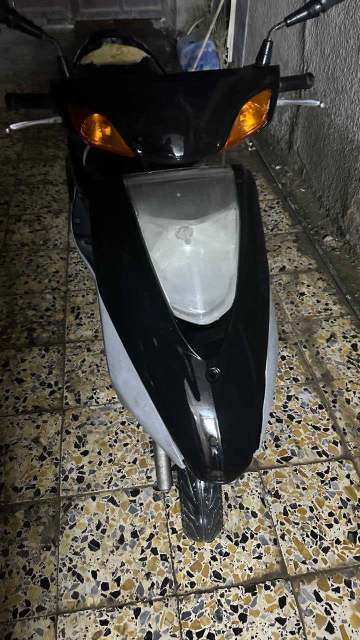 سلام عليكم دراجه بريز كابريتر مكينته ناعمه مابيه صوت وبرغي مامفتوح بيه دراجه نضيفه كلش سعره600 مكان الحبيبه رقم ***********
