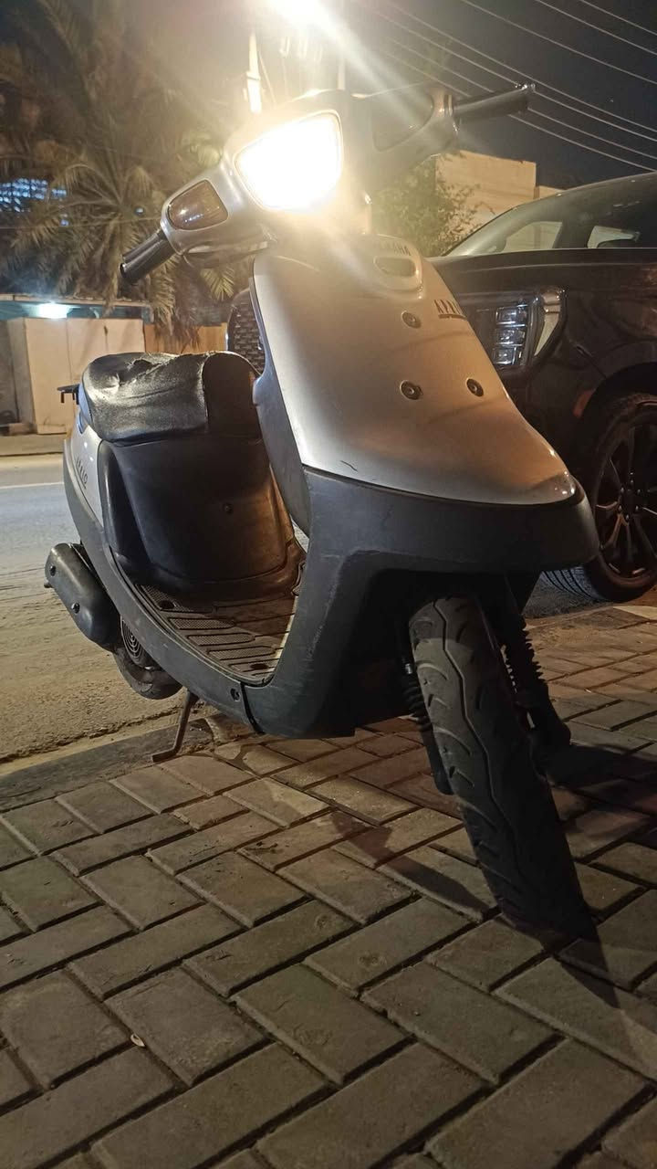 سلام عليكم ياماها دراجه نضيفه دراجه كفاله ما مفتوحه اشاير لايت سلف كله شغال مكاني بصره الجزائر ولشراي بخدمته السعر 550  الهاتف*********** Singapore

