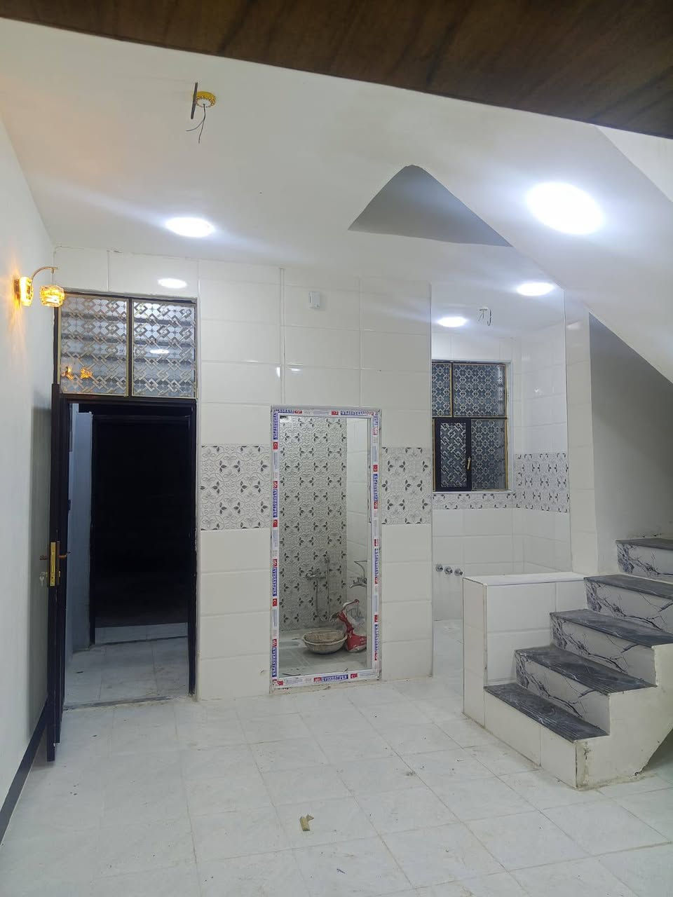 دار للبيع  50 م 🏡
✅ مشمول بقرار التطويب 

بسعر /20/ مليون مع المجال
موقع /نجف 🏡شارع الحولي مال المطار عمود/ 314 

البناء 🏡 
غرفه/صاله/مطبخ / صحيات خارجيه/مكشوفه
بناء مرتب/ اساس + سقف كونكريت + طابوك

ألخدمات 🏡 #بعد_عن_سوق_100م
ماء/كهرباء/مدارس/سوق/تبليط/مولد

***********
***********
***********
