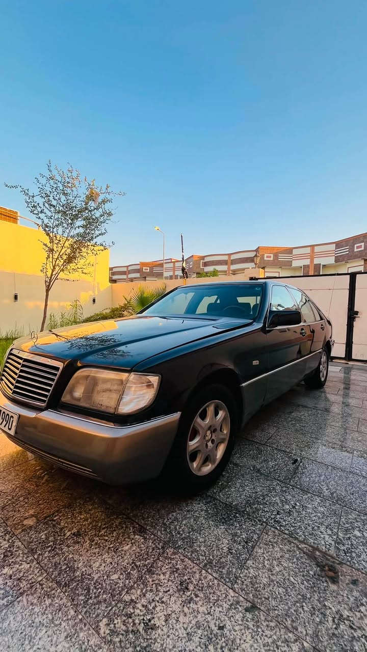 سلام عليكم مارسيد شبحً مديل 95لبيع تبريد شغل كهربائيات كلهه شغاله محرك بلاد تابوت كشنات مخمل مصبوغه عام  

السعر 40 وبيهه مجال ***********
