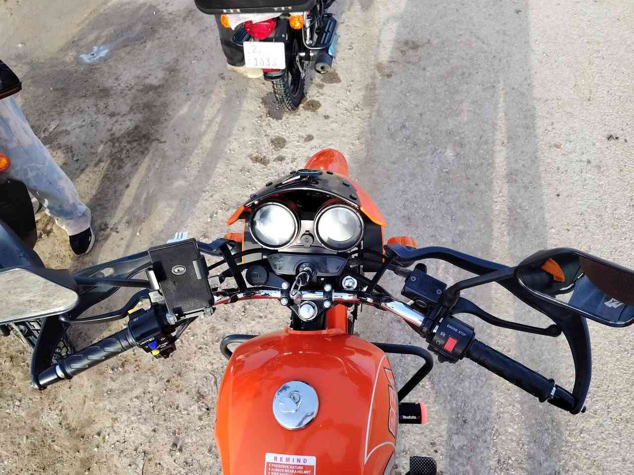 سلام عليكم دراجه دايوان موديل 2025دراجه نضيفه مثل ماا موضح رقم وسنويه أربيل باسمي تريدوكاله تريد مداور عله صاحب شركه الف ماا تتفع دراجه مكانه ديوانيه المركز وكيله محمد ابن جرد سعره مليونين 250وبيه مجال بسيط تجي تفحص وين ماا جان مشتغل دلفري بيه شهر واحد دشبول اكتروني لايتات لد رقمي ***********
