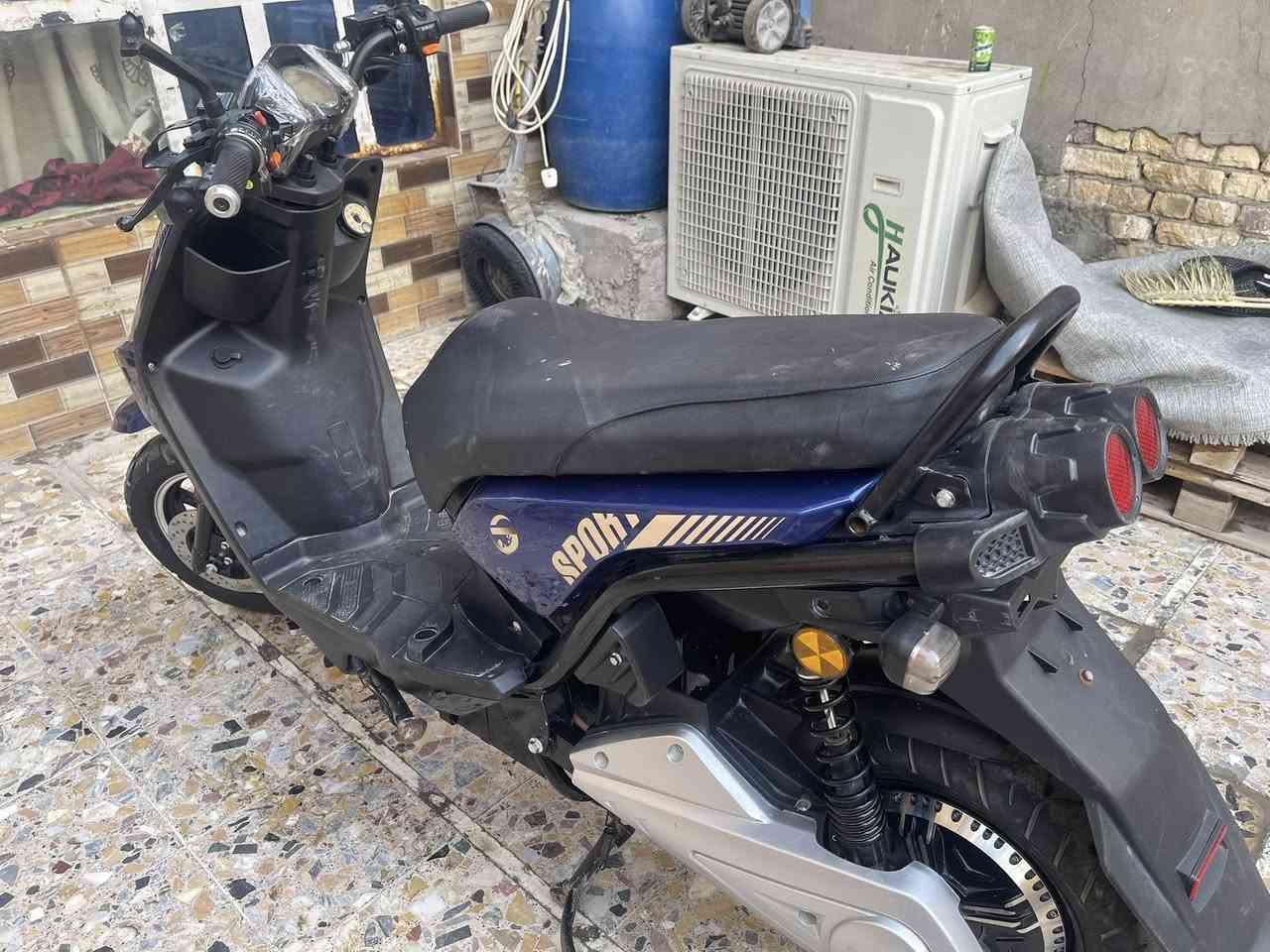 سلام عليكم دراجه شحن سكنس جبلي بطاريات ٦ مسطره تحتاج بطاريات فقط السعر ٥٠٠ وبيهه مجال 
***********
