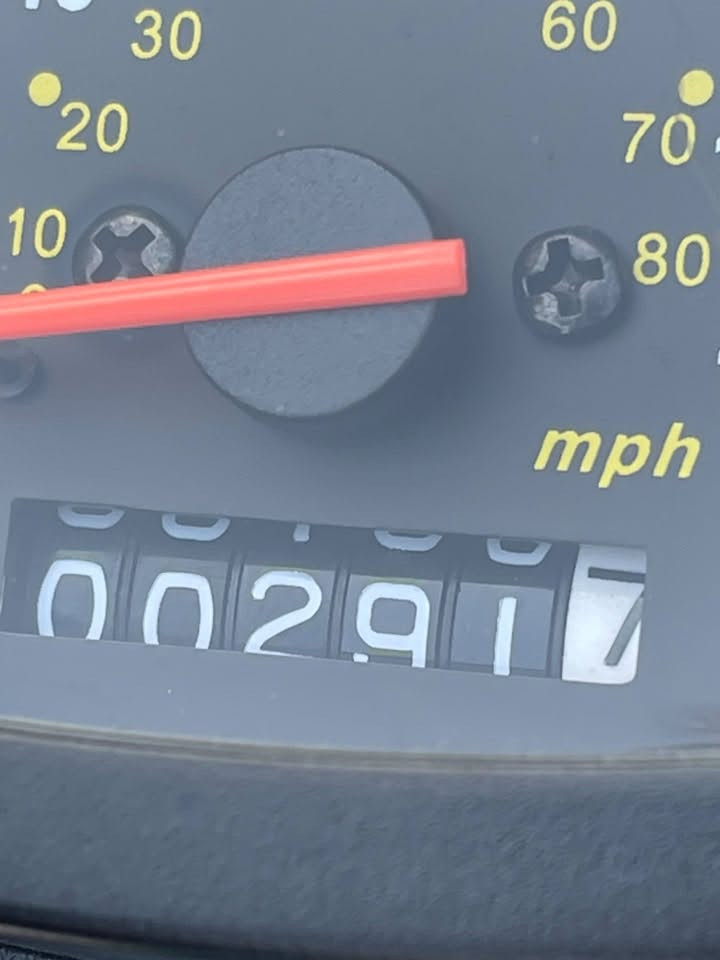 للبيع crx زيرو ماشي فقط 3k مع خوذة اصلية ب٨٥ الف وصندوق ٤٥ كبير. وبلاجكتور اصلي ٣٠ الف 
الدراجة بعدها زيرو 
مكان دهوك سعر 11,25 دولار 
قفل
***********
