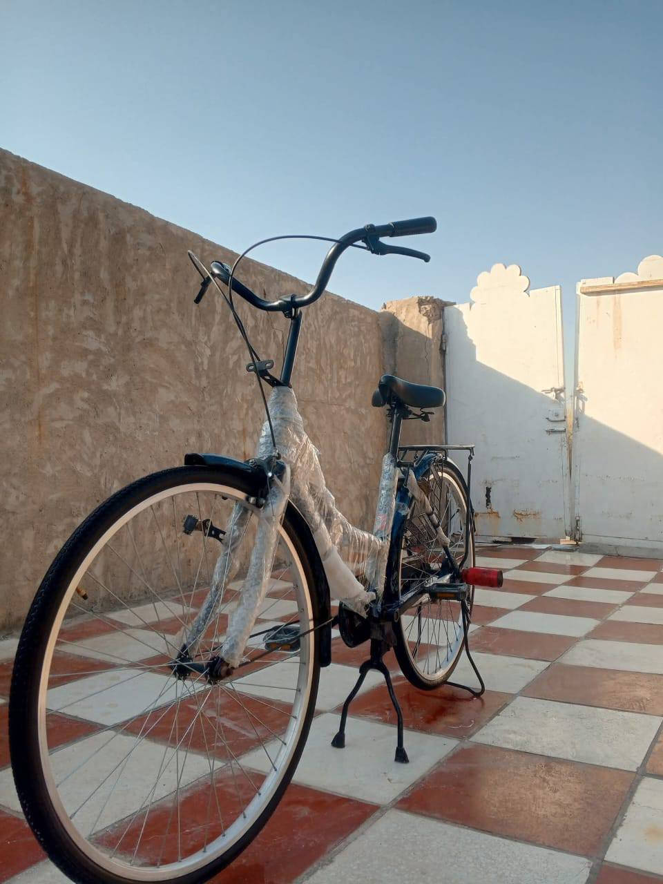 السلام عليكم بايسكل للبيع حجم 26 موديل 2023 وكاله نظافه فول كامل ملحقات ما ابي اي نقصن المكان بابل الحله الحله للاستفسار اتصل وبيك خير وتدلل ***********
