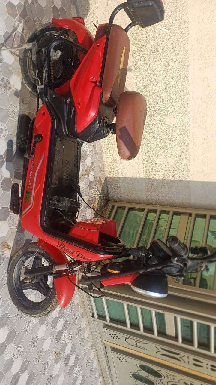 سلام عليكم ماطور شحن شغال مابي اي نفص فقط الشحانه ضايعه سعر 150 الف وبي مجال  ***********
