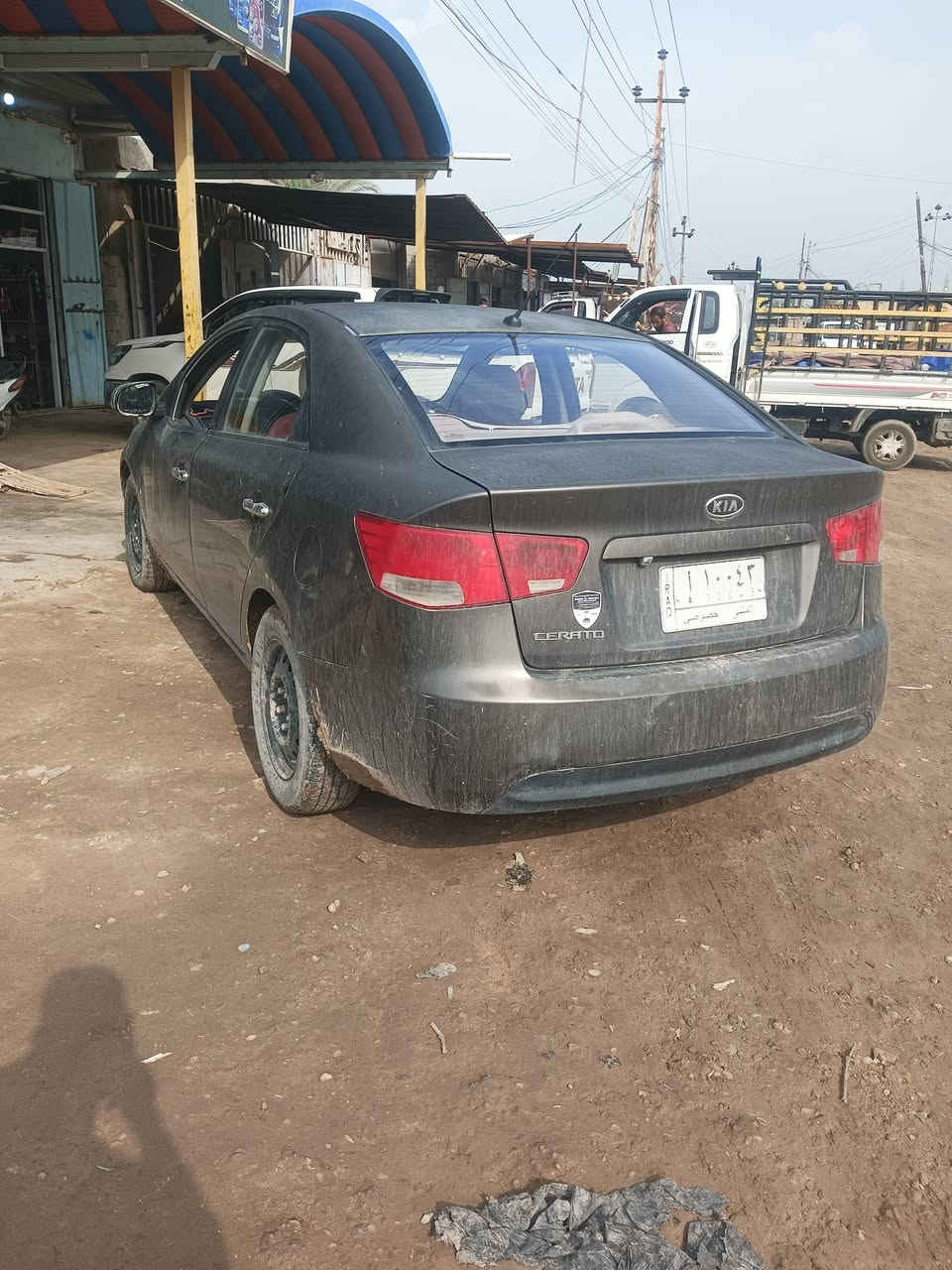 كيا سيراتو موديل 2012 بيه صبغ جاملغات الامامي و شويه من البنيد
السياره جاهز مكينه و كير كفاله 
حداديه نضيفه تبريد شغال 
الصبغ جارد 
رقم مثنى مداور ثاني يوم 
السعر 80 وبيه مجال 
العنوان الديوانية قضاء المهناويه 
الرقم ***********
