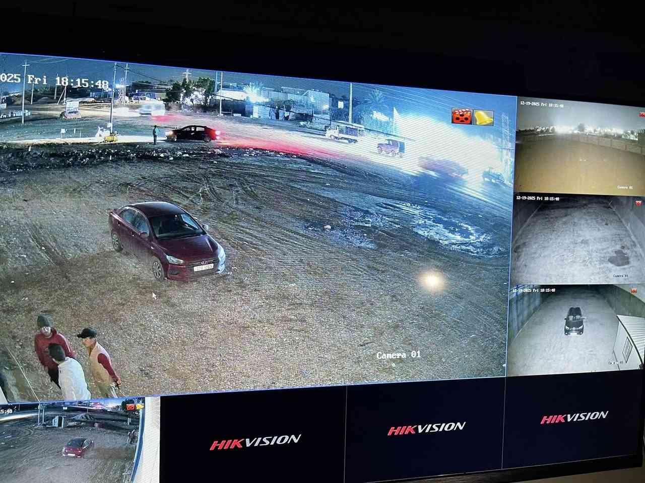 يالله ❤️
جانب من اعمالنا تامين جملون مخزن في الصويرة شارع المطار ب6  كامرات ip  3k 
مع اضافة. منضومة طاقة 5Am ماركة ske  وبرمجتها 
مستعدون لكافة اعمال كاميرات المراقبة و التجهير والتنصيب  باسرع وقت 

***********
