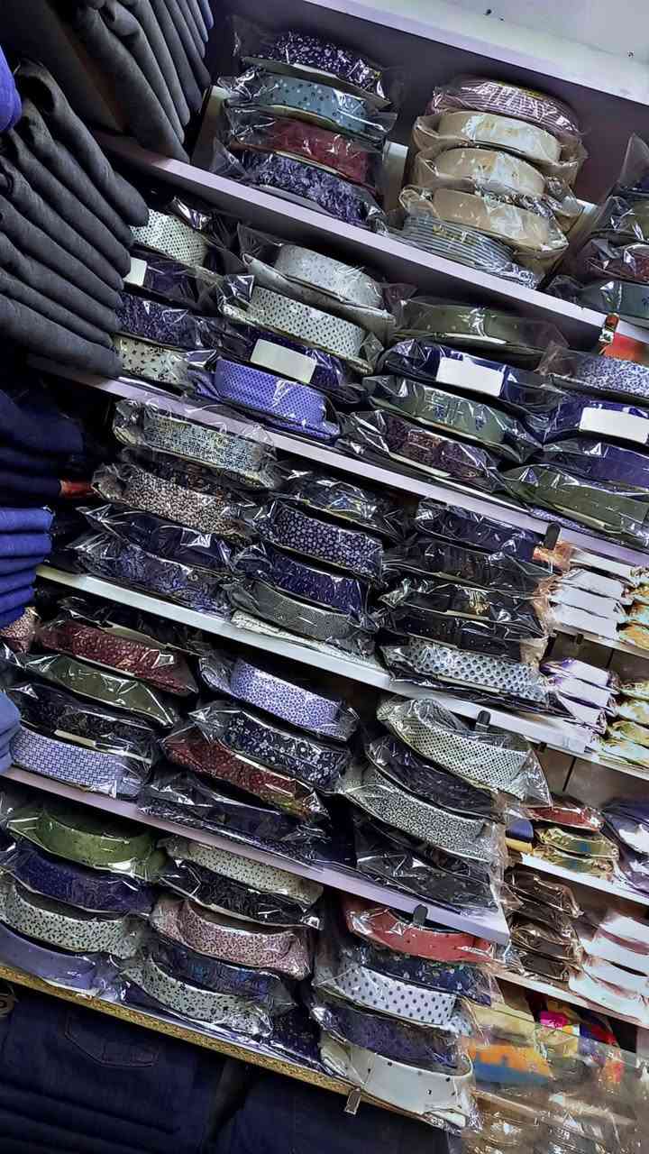 تصفيا محل شلعه سعر ق ٣٠٠٠ دينار فقط الحجز والاستفسار *********** قميص رجالي شبابي ٥٠ قطعه عشوائي
