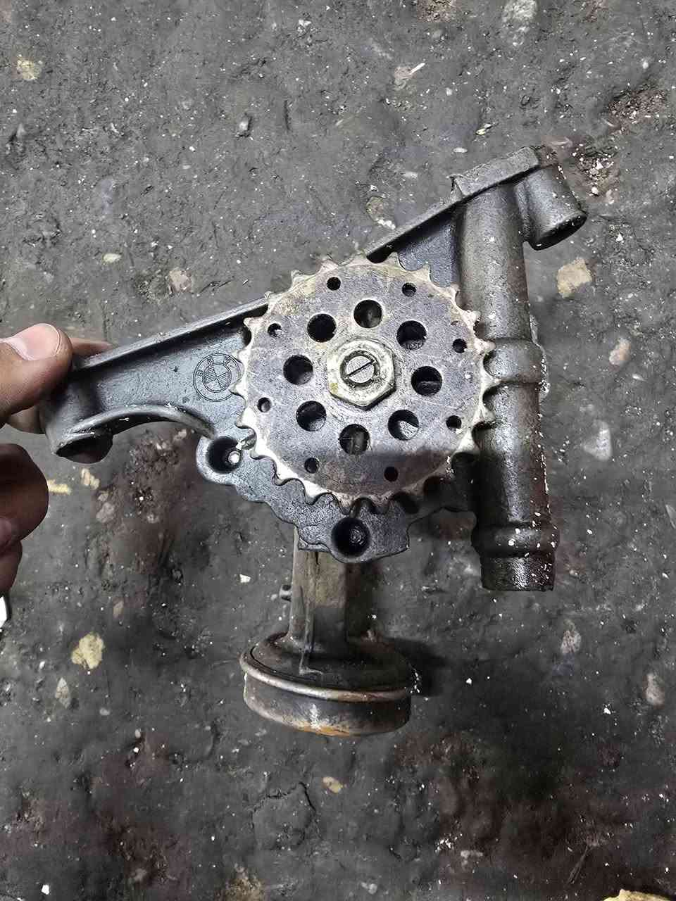 سلام عليكم
اويل بم 
 30 /35 فل 
مل كصه شرط النضافه ١٠٠/١٠٠ 
سعره ٩٥ الف بيه مجال بسيط 
موصل صناعه الكرامه قرب مكتب شمس 
بوكس فيوزات تبريد زيرو حرفياً ٢٥ 
*********** اتصال واتس 
*********** واتس فقط 
*********** اتصال فقط
