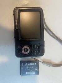 بطارية تالفة • كاميرا • قطع غيار