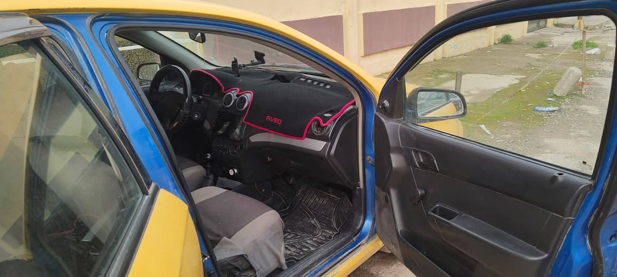 السلام عليكم 
افيو موديل 2008 
سيارة كير ومحرك شرط  بدون ضرر  الداخل اسود
رقم نينوى الماني شرط التحويل 
هيئة صفر  .. السعر... 55 وبيها مجال 
مكلف بالنشر رقم صاحب السيارة 
‏‪0750 730 3564‬‏
‏‪0770
