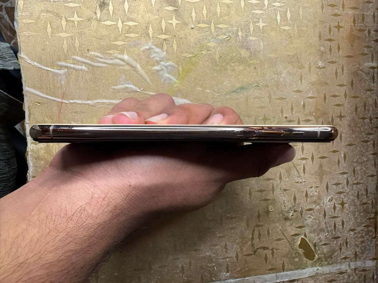 للبيع ١١ برو ماكس ذاكره ٢٥٦ مبدل شاشه وبطاريه أصليات أي عيب مآبي فيس إيدي شغال نضافه ١٠٠/١٠٠ سعره ٢٥٠


**إذا كنت صاحب هذا الإعلان وتريد حذفه لأي سبب، رجاءا أرسل رسالة إلى الدعم الفني**