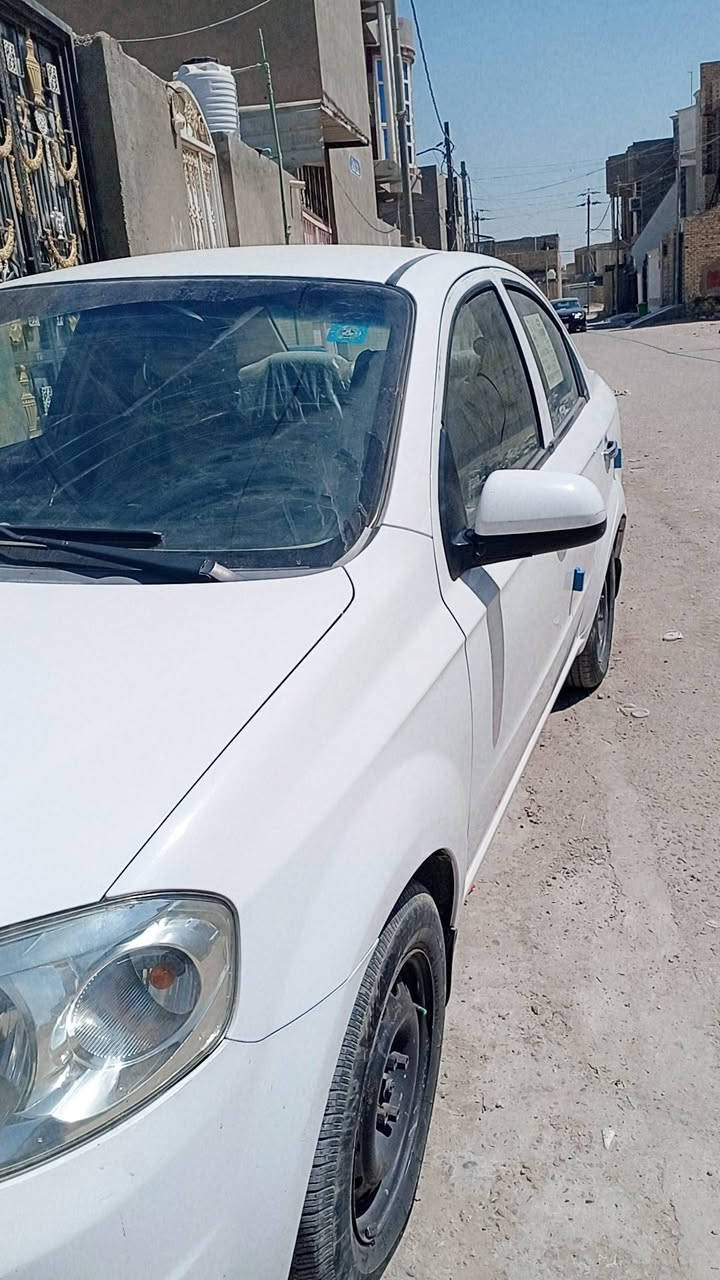 أفيو 2010 خليجي محرك مفتوح السيارة  بأسمي كفالة بيها جاملغ بارد وشوية صبغ رقم انكليزي داخلة هزة قبل 6 اشهر مكانها شامية *********** سعر 75 بيها مجال قليل
