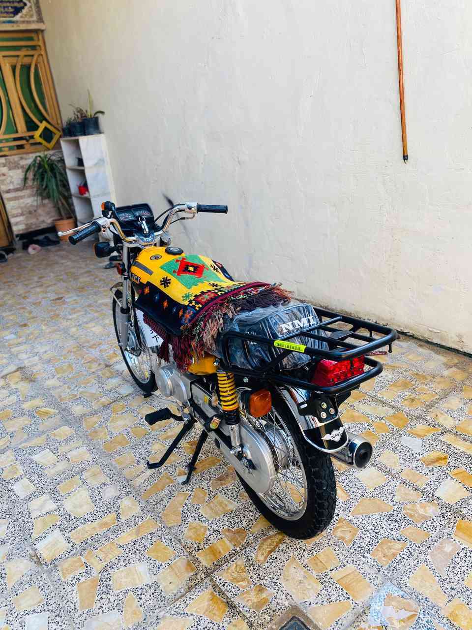 السلام عليكم الما يعرف بسعار الشلامجه يطلع كبل دراجه بلاديه وحلوه فتحته ولفات وريد ابيعه ما مبينه بس حك الله مفتوحه ولفات دراجه غراضه كله بلاد موديله 2023وطالعه بل 2025شهر 6 مكاني كربلاء الحسينيه العطيشي رقمي***********
السعر 1200الموشراي لا يتعبني
