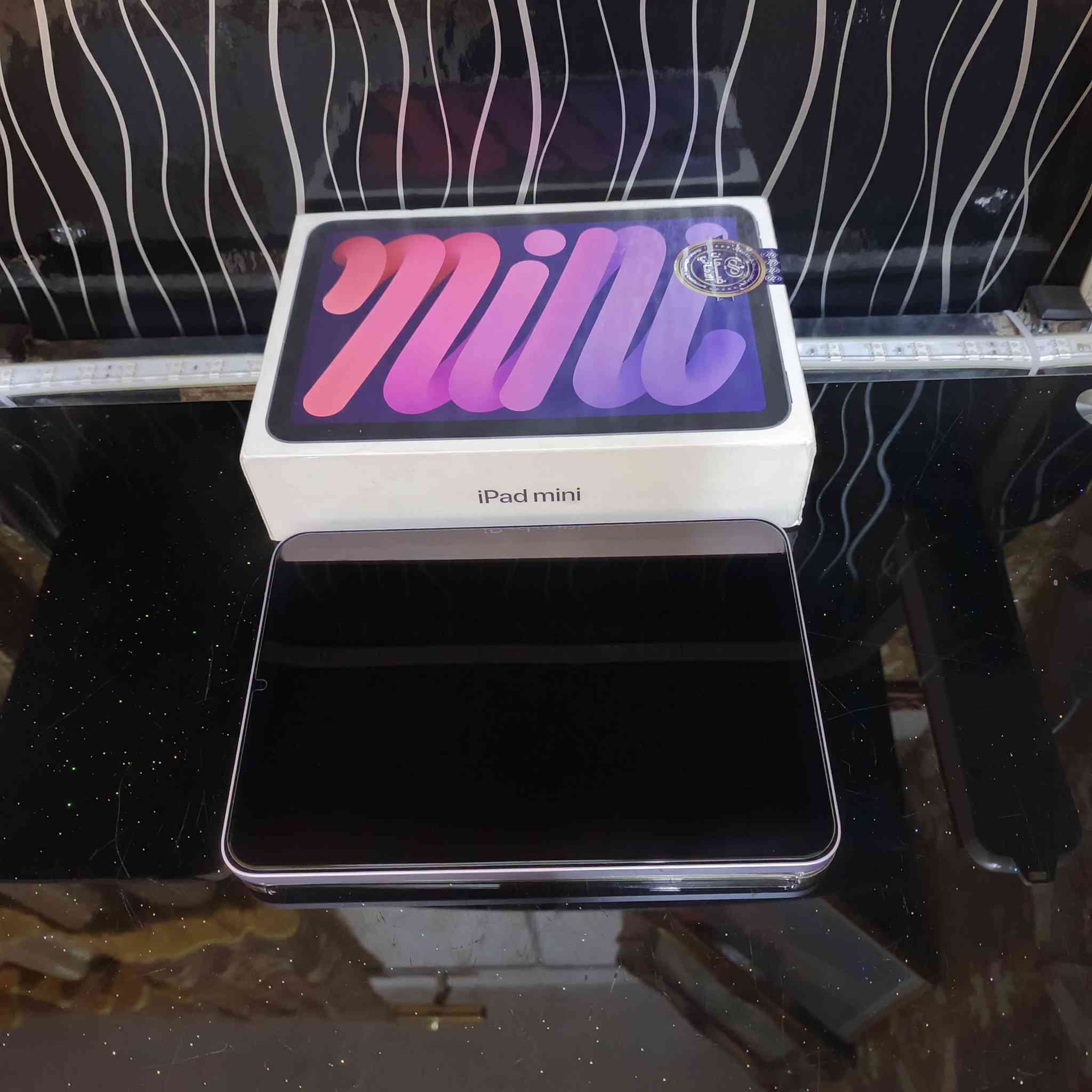 سلام عليكم ايباد مني7 مستخدم قليل اخو جديد شخط مابي سعره500وبي مجال قليل ذاكره128 بطاريه97 وتحديث26.21 اخر اصدار معالج A17Pro المعروف بلايفون وغراضه موجودات شاحنه وكيبل وكارتونه مكاني حصوه سكندريه خاص مفتوح او اتصل*********** بي واتساب
