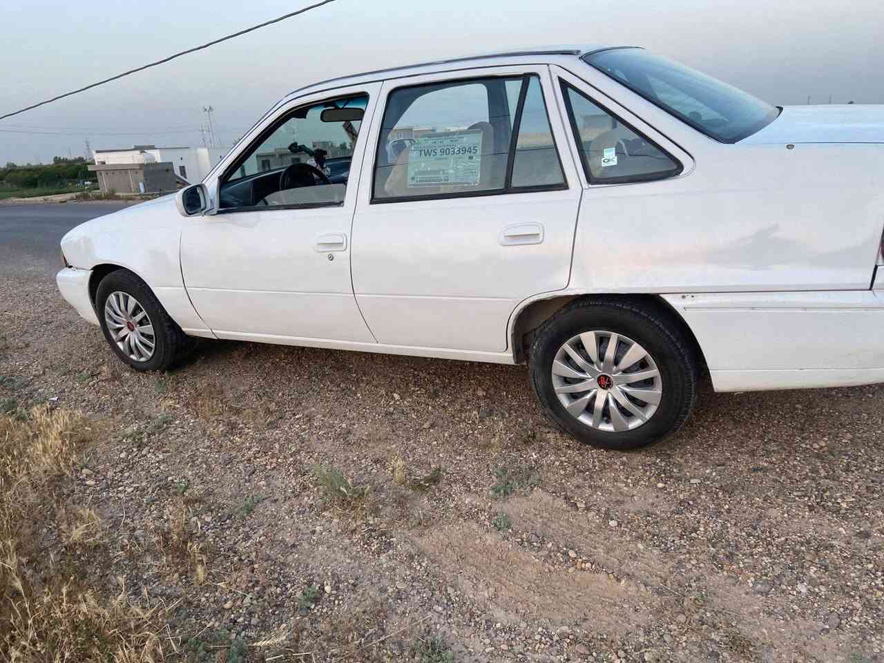 السلام عليكم من رخصه الادمن دايو سلو موديل 94كير اوتو ماتيك رقم ديالى دولي  هزه جديدة تحويل مباشر السيارة مصبوقه عام لجماليه كير ومحرك مكفولات كهربائيات كلها شقلله صدر  امامي خلفي جديد تخم تاير جديد السعر 27 وبيها مجال مكان جزيرة الخالديه رقم الهاتف  ***********
