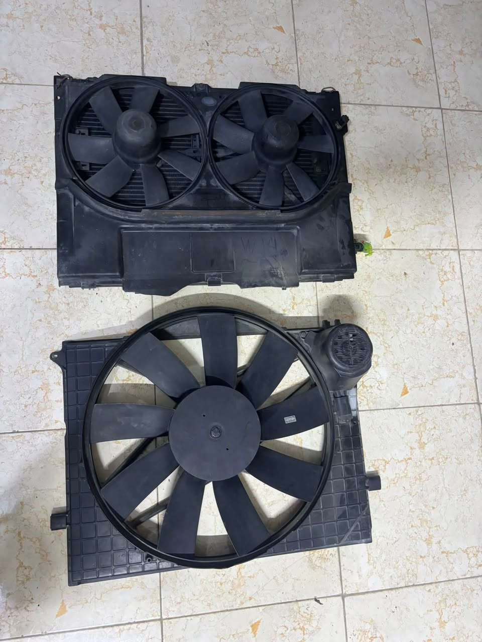 مراوح شبح اصلي وارد 

مرواح غواصه


**إذا كنت صاحب هذا الإعلان وتريد حذفه لأي سبب، رجاءا أرسل رسالة إلى الدعم الفني**