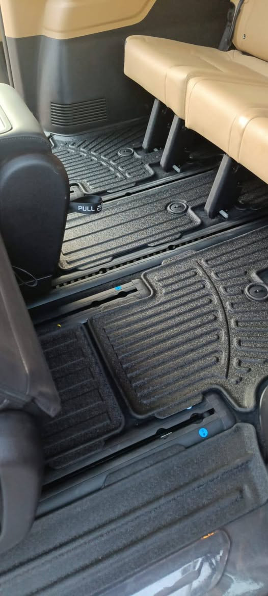 ارضيات كرنفال حوضية ب 100 الف مع الصندوق دينار وشرط اصلي وعلى فحص يجيك
كراسي متصل 8 راكب
ربل روزلاين اصلي وقالب بلادي 
ربل صديق للبيئة ما يطلع ريحه
تغطي ارضية سيارتك بالكامل تحميها من الاوساخ والاتربة والسوائل تغنيك عن تغليف الارضية جلد وراح يكون شكلها جدا جميل وتخلي داخل سيارتك انيق ومرتب 
كل هذا بسعر بس 100 الف دينار 
يوجد توصيل لجميع محافظات العراق 
كلفه التوصيل على شركة 5 الاف دينار رابط الصفحه 
AUTO MALL 
***********
