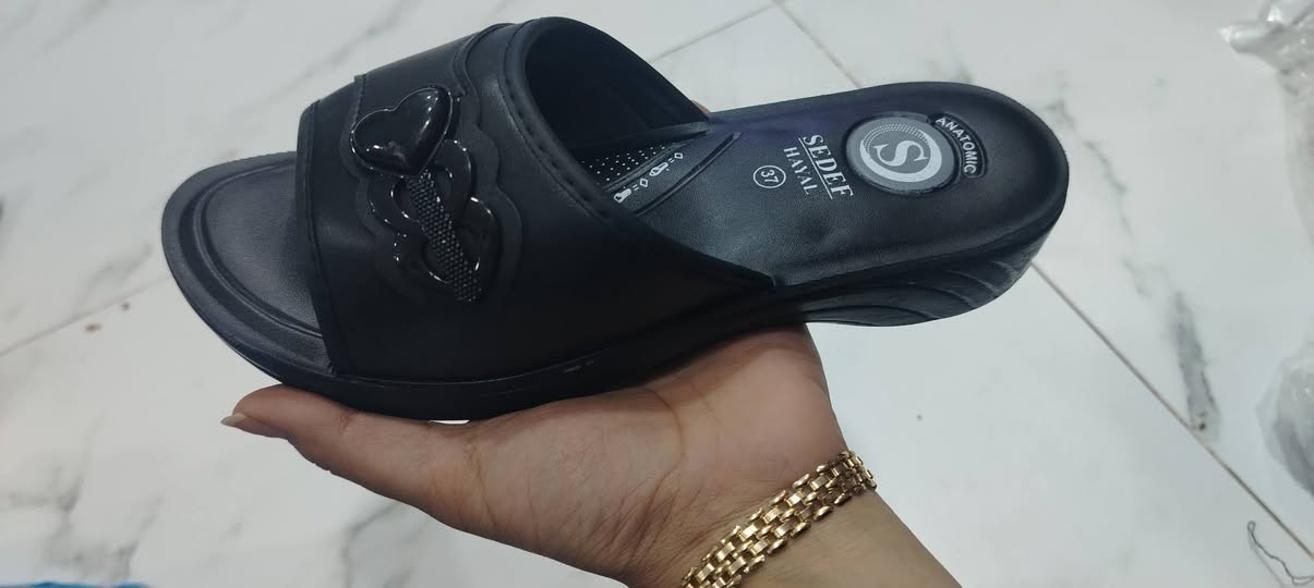 صباح الورد حبايب كلبي
بنات هل مره سويت الكم عرض ال 3 تالاف بس كلشي داخل الصور ب3. شحاطه سلبر كله ع 3 وشرط الطبي بنات سبق وكلت المجمع كله بي عروض 😉✌️العنوان العنوان حي العسكري الاول شارع اسواق طيبه مقابل سنتر جود كوزمتك حيدر المجمع ابو درج بدارت ندوش تنورونه بي وقت ويتوفر توصيل ذا تحبون الحجز ***********
