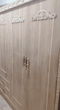 قناصير 5 ابواب للبيع عدد3جديد مو مستعلمل ولا مصبوغ تريد صبغ أو بلا صبغ...