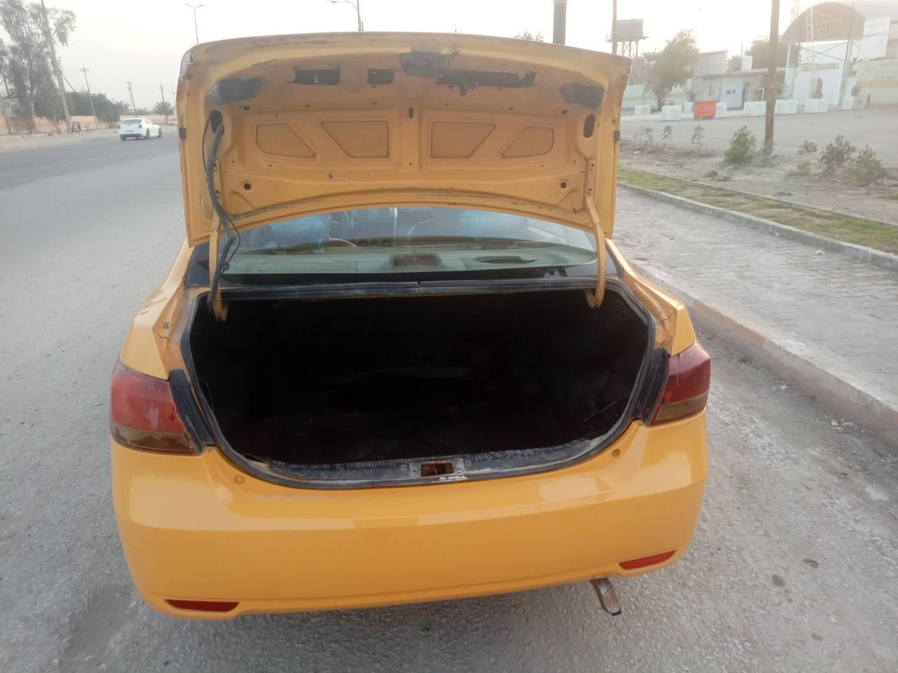 السلام عليكم بي واي دي 2013
كفاله عامه من عدا يم البنين طخه والدوائر والدواس معمرات اثر خياس ماكينه وحداديه وتخم تاير كله جديد معروضه 43 وبيها مجال مكان السياره بابل والاستفسار على الخط***********
