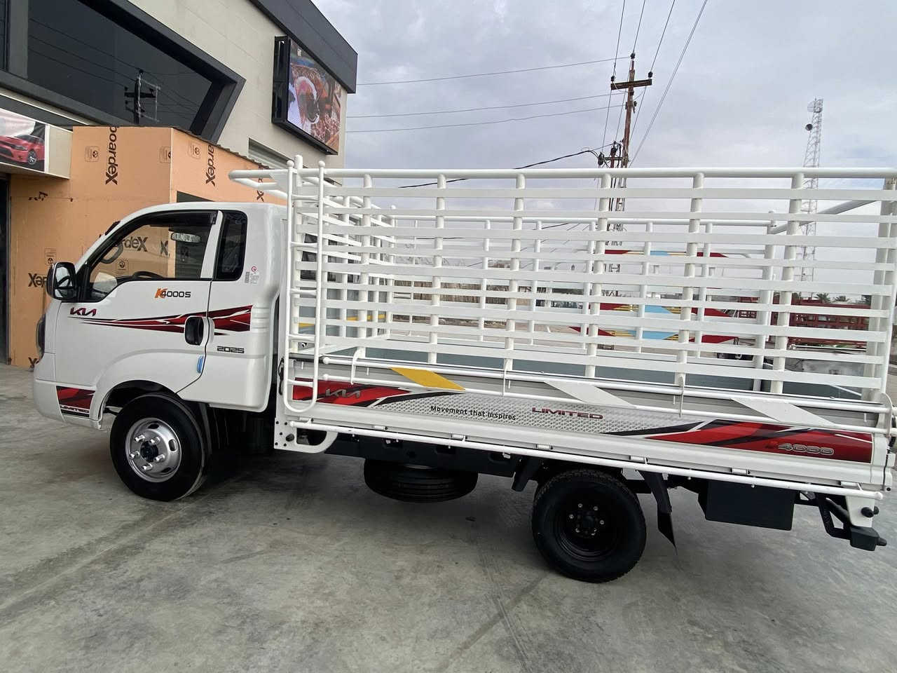 سلام عليكم كيا فحل لبيع
موديل ٢٥ رقم بغداد
***********
