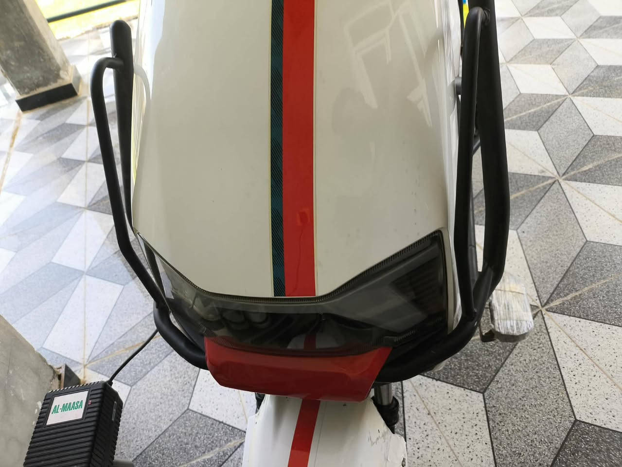 موطور شحن سكنس للبيع 
بطاريته جدد 
كهربائيات شغاله 
بريك امامي خلفي 
mp3 شغال 
العنوان الفلوجه 
السعر 600وبي مجال قليل 
***********
***********
