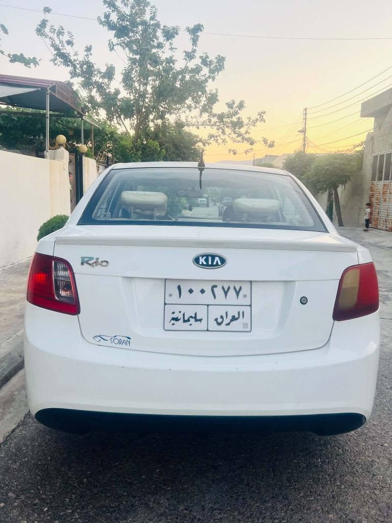 کیا ڕیۆ🤍
مۆدێل 2011 
سفری شریکەیە زۆر پاکە نمونەیە لە جوانی:) بێ بۆیاغە سەنەوی و ژینگەی دراوە.
سەیارەکە بەناوی خۆمانەوەیە 
97هەزار ڕۆیشتوە 
نرخ 88 
ژمارەی مۆبایل:)
«***********» السليمانية, العراق
