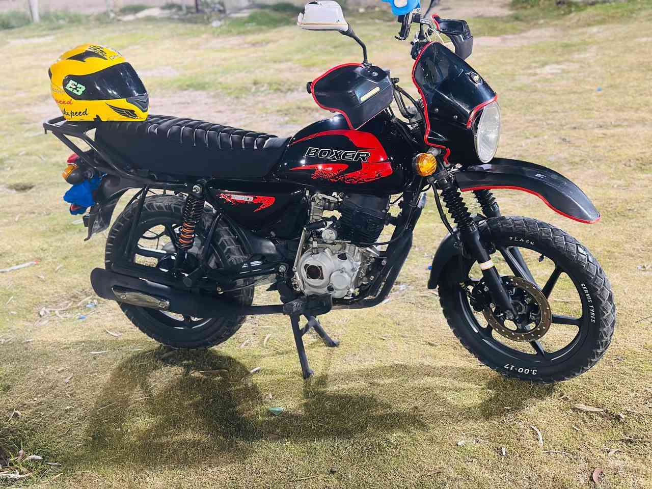 سلام عليكم بوكسر للبيع 2022
دراجه نضيفه خير من الله سنويه بأسمي لوحات أستلامهن مع التحويل معامله وحده ماتعب 
دراجه ناعمه مالت جناي 
سعرها مليونين و50
وبيها مجال للشراي 
مستعجل على البيع 
***********
