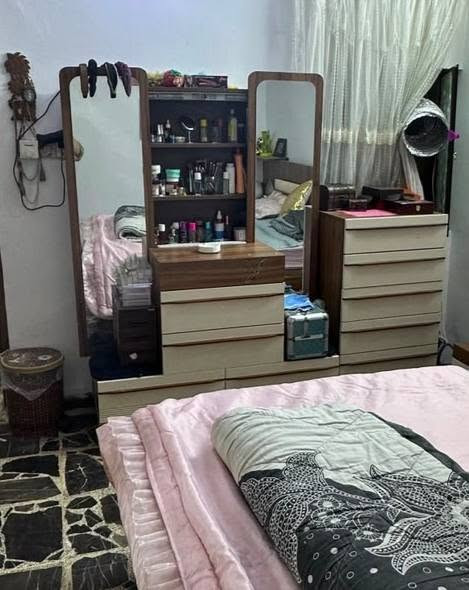 غرفه 9قطع البيع المكان سبع ابكار الغرفه ايطالي


**إذا كنت صاحب هذا الإعلان وتريد حذفه لأي سبب، رجاءا أرسل رسالة إلى الدعم الفني**