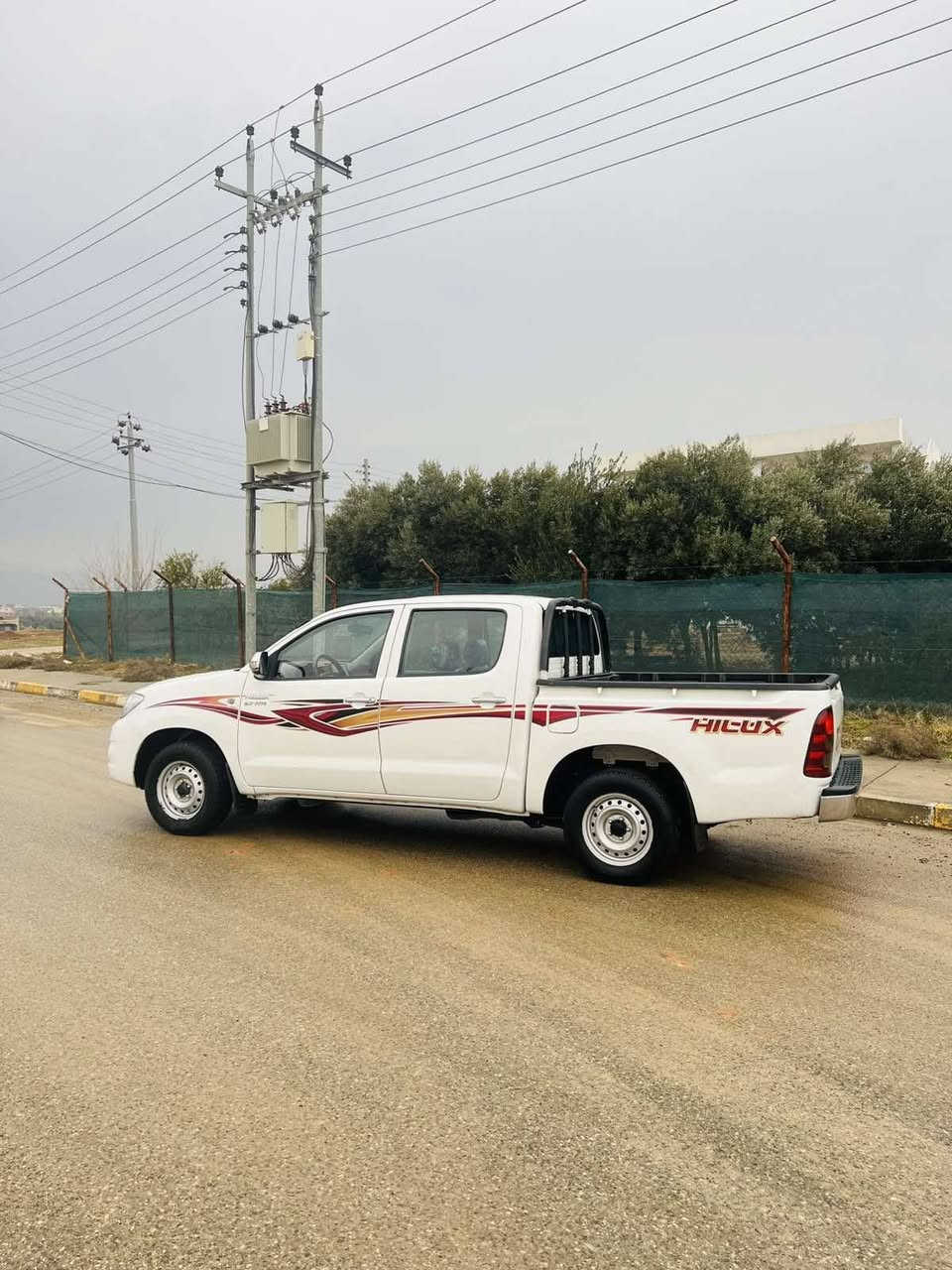 تویتا مەرزیە مودیل 2011 فول گیر تو ماتیک سعودی اسل دە بل ارباک ئاوینە کارە با حەساس شاشە و کامیرا ئاوینە ئیشارەت لایت بەرزو نزم ناوسور قولا بگیرو مە کینەی نە کراوەتەوە بەشەرتی دەفیتەر تە نها ١٨٠ رویشتوە سەیارەکە بی بویاخە توندوو تولی بە شەرت تەقەو وەرەقە بشکینە سە نەوی نوییە بە ناو خو مە*********** هيمن نيه سه يا ره كه تيل بو خاوه نيبكه كويسينجاك, أربيل
