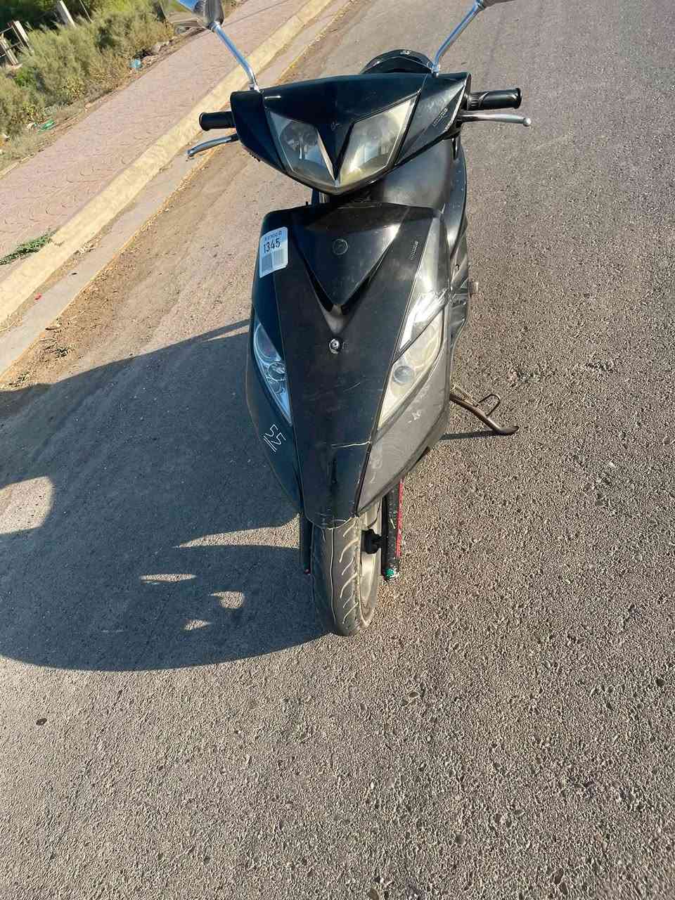 سلام عليكم ثعلب للبيع او مراوس ب دراجه بريز دراجه كامل كل نقص مابيهه مكينه تخبل شلعه ومعدل ***********
