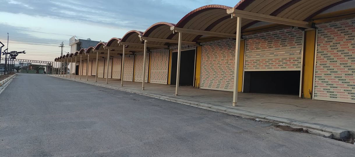 متوفر محلات للبيع بأسعار مناسبة في حي صناعي ملك شاه
للأستفسار التواصل على رقم ***********
