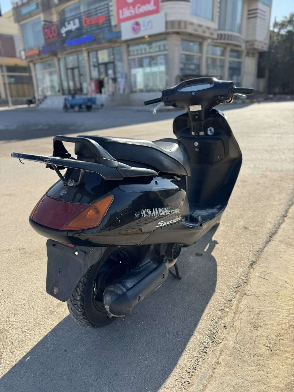 سبيسي ياباني مفتوحه رايمر اول مره تجي تشوف بعينك الدراجه كلها بلاديه كابريتر بلادي سعر 575 
 *********** خاص مغلق مكلف بلنشر حبايب
