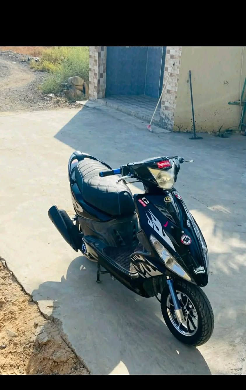 سلام عليكم
دراجه ماكس عدله  ياباني لبوشه 55 دراجه نهضه  
موديل 2006  كهرباء  شغالات  
مكان كربلاء طويريج  
سعر 550 وبيه مجال  .


**إذا كنت صاحب هذا الإعلان وتريد حذفه لأي سبب، رجاءا أرسل رسالة إلى الدعم الفني**