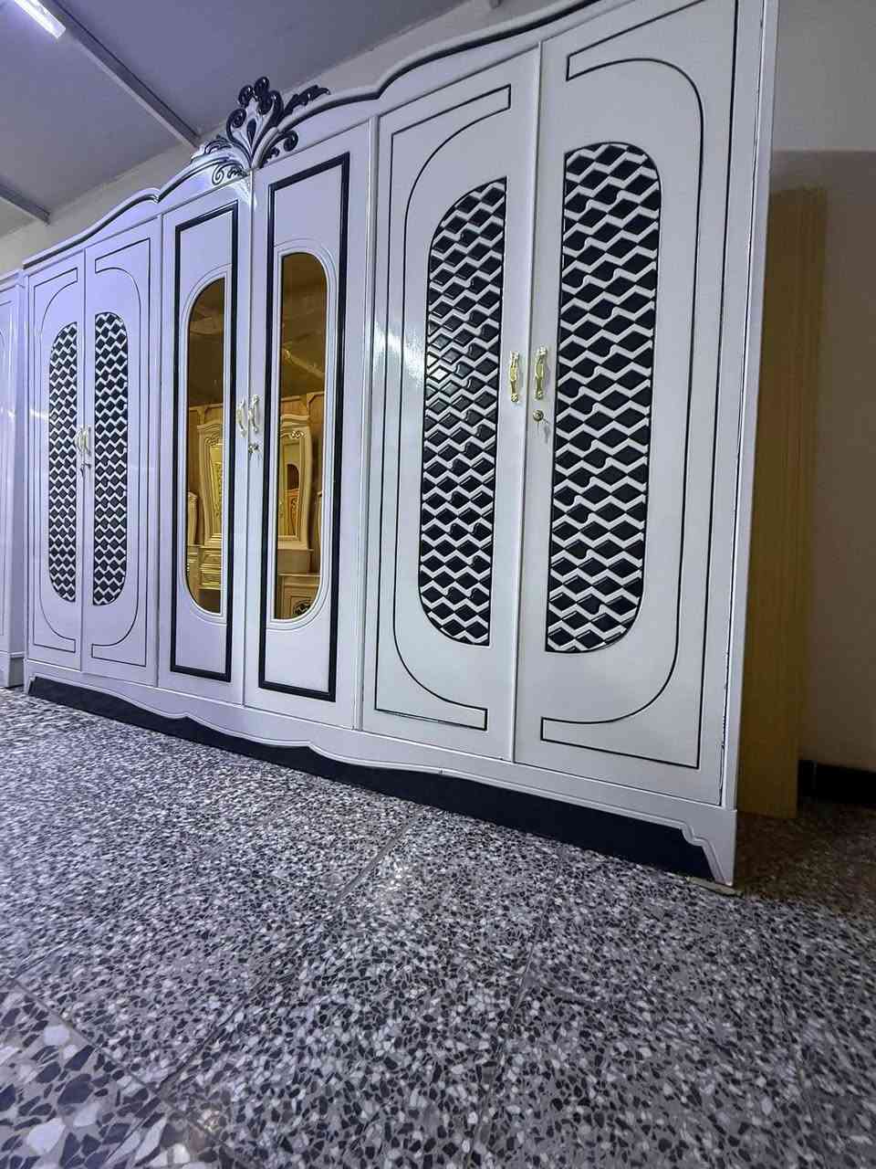 غرفة نوم صاج عراقي جديد صبغ حراري ابيض شغل حديث حفر سينسي زاوية بارتفاع كنتور 
السعر مليون و ١٠٠
نهايته مليون و ٥٠
مع الشد و النقل واصل داخل مناطق بغداد 
اما محافظات فقط كروة تختلف


**إذا كنت صاحب هذا الإعلان وتريد حذفه لأي سبب، رجاءا أرسل رسالة إلى الدعم الفني**