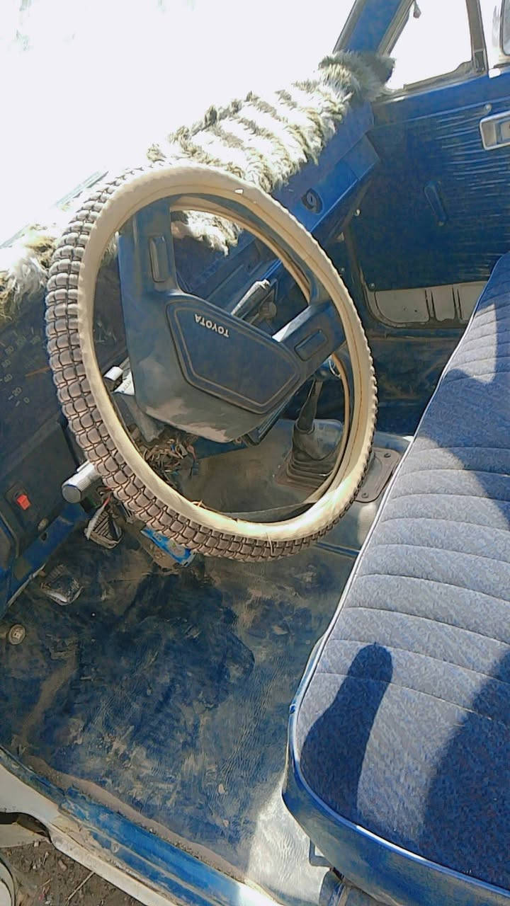 تيوتة موديل 85 رقم بابل 
مكان كربلاء  سعر 34 
***********
