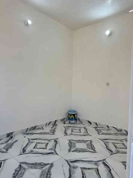 ياالله 

يوجد لدينا بيت للبيع حي ميسان قطاع 23 ركن قرب شارع الكيات مساحه 50متر يحتوي على استقبال وصاله ومطبخ وصحيات والطابق الثاني يحتوي على غرفه وصحيات صب كونكريت ارضيه بورسلين جدران سيراميك سقوف لبخ بورك 

إلسعر المطلوب 78مليون 

للاستفسار والمعلومات الاتصال بنا ع الارقام التاليه 

***********

***********

***********

او مراجعه مكتب ألروان للوساطه العقاريه والمقاولات العامه 

عنوان المكتب حي ميسان ع الشريط قرب صيدليه الشراع 

عندك بيت عرصه للبيع راسلنه وات ساب وتدلل
