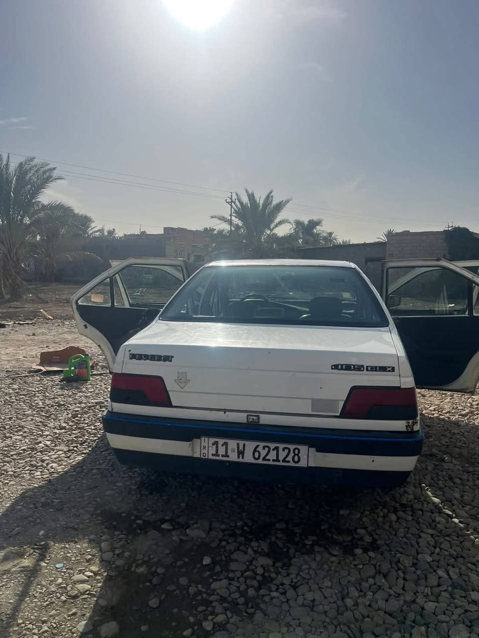 السلام عليكم بيجو 405 glx للبيع رقم بغداد دولي سنوية ساقطة قبل سنة تبريد تدفئة شغالات تخم تاير جديد نقص فقط بور ستيرن مكان السيارة بابل السعر 35 والسيارة بأسمي للاستفسار ***********
