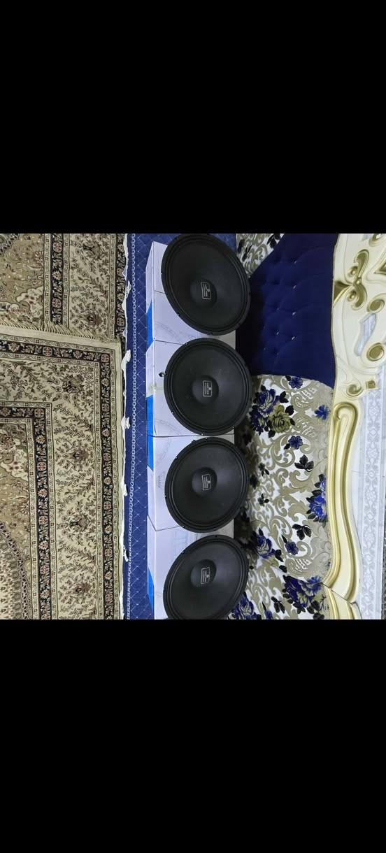 اللهم صل على محمد وآل محمد
لبه حجم 15 انج
150 واط 💫 💫
كسر فلين يوجد توصيل
لاستفسار ***********
