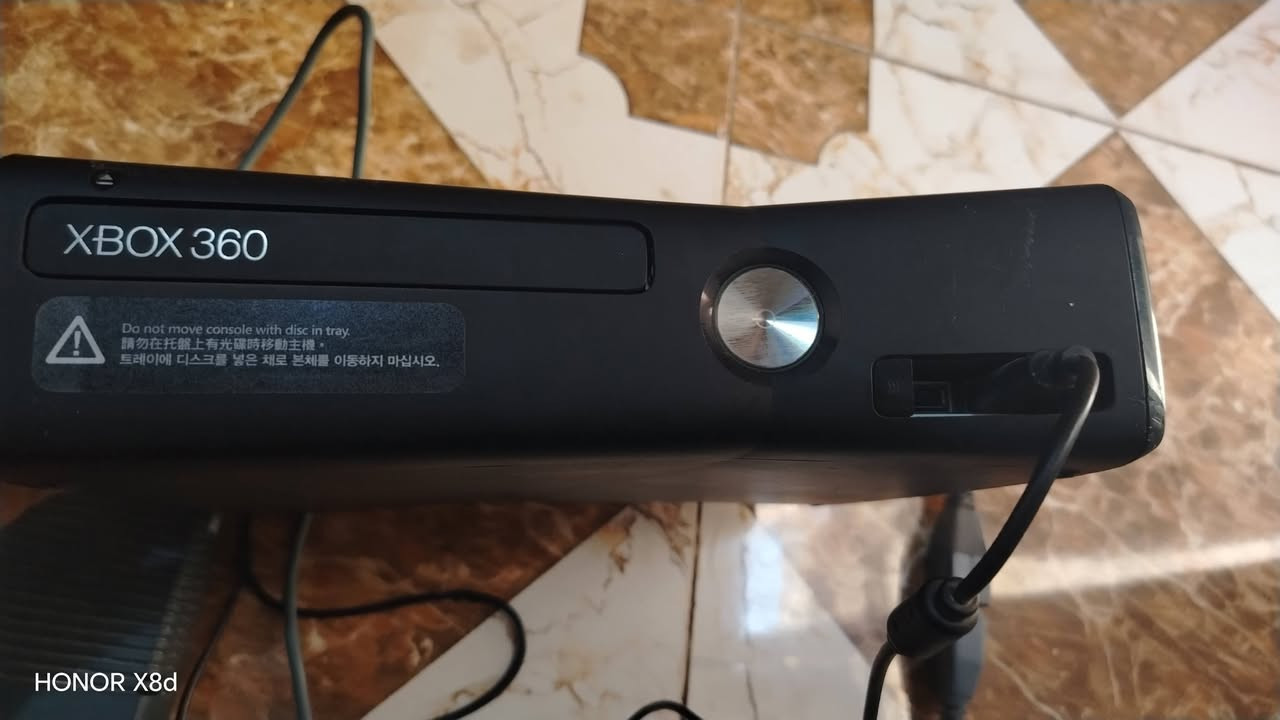 اكس بوكس 360 ‏ سعره 130 الف وعلي توني مشتري صارلي سبؤع


**إذا كنت صاحب هذا الإعلان وتريد حذفه لأي سبب، رجاءا أرسل رسالة إلى الدعم الفني**