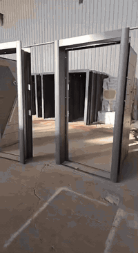 باب تصفيح كامل عازل حرارة وصوت
السعر  450,000
قياس 120x210 

المواصفات:
• تصفيح كامل من الداخل مثل الصورة
• صوف صخري عازل للحرارة والصوت
• سماكة الحديد 1.2 ملم صافي بدون بويا
• سماكة الحلق من 23 إلى 30 سم متحرك
• مقاس الضلفة 100 × 210 صافي
• كروم عازل ماء أسفل الباب
• أكسسوارات ضد الصدأ
• (خياطة – عين سحرية – مقبض خارجي طويل – مقبض داخلي – قفلين ماركة KALE التركية)
• نفس التصميم من الوجهين
• تدعيم خشب 10 ملم من كل جهة لزيادة العزل والمتانة

المميزات:
شكل حديث وفاخر
متانة وثبات عالي
عزل صوت وحرارة ممتاز
مناسب للباب الخارجي والداخلي

السعر: 450,000 دينار
الكمية محدودة

للتواصل: ***********
