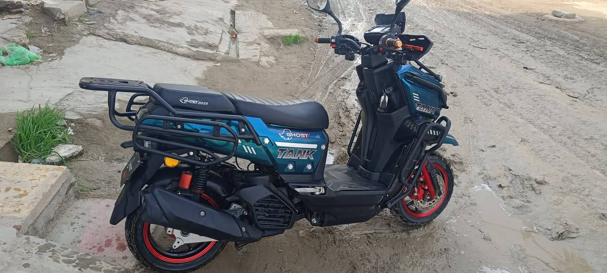 دراجة اباتشي للبيع الدراجة مكفولة ونظيفة بيها تشغيل عن بعد وصارلها 3 اشهر طالعة من  الوكالة 
السعر على الخاص ***********
