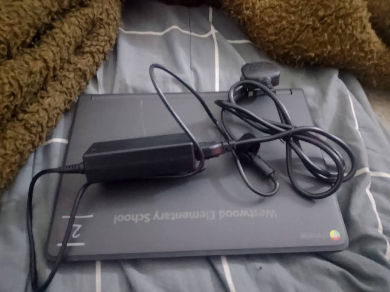 لابتوب لبيع حيل ٣ منصب علي جميع تطبيقات تواصل مفيد لدراسة وطباعه وتصاميم ١٦ كيكه 
نضيف جدا سعر  سعر   ٥٠مناسب  مجال 
هذا رقمي ***********
