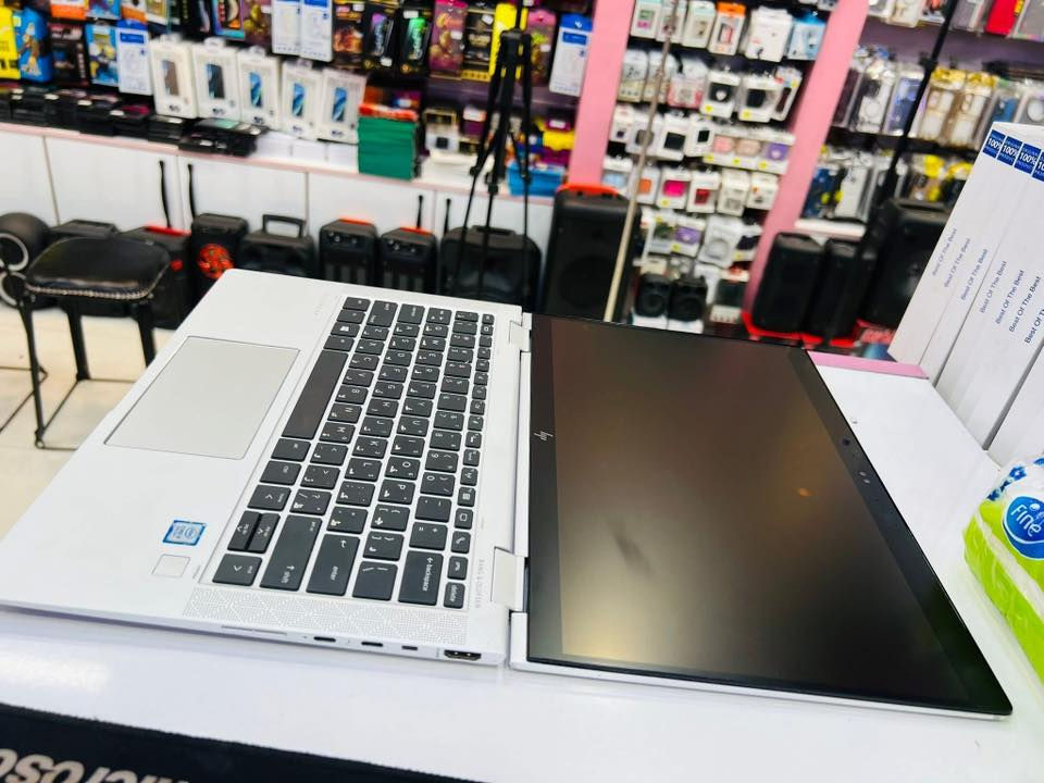 السلام عليكم
لابتوب hp الشكل الحديث 

كور اي 5

الجيل الثامن قلاب 360درجه اتريده ايباد اتريده لابتوب ومواصفاته

رام 8G

ذاكره256+128

نضافته100‎%‎

فول اسلم نحافته كلش حلوا

مكاني نجف استفسار 

اتصال***********

واتساب 
***********✅
