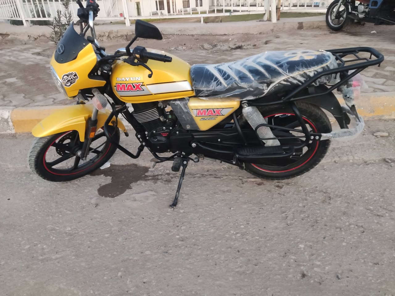 للبيع دراجة دايوان 23السعر 1850.العنوان دجيلي ***********
