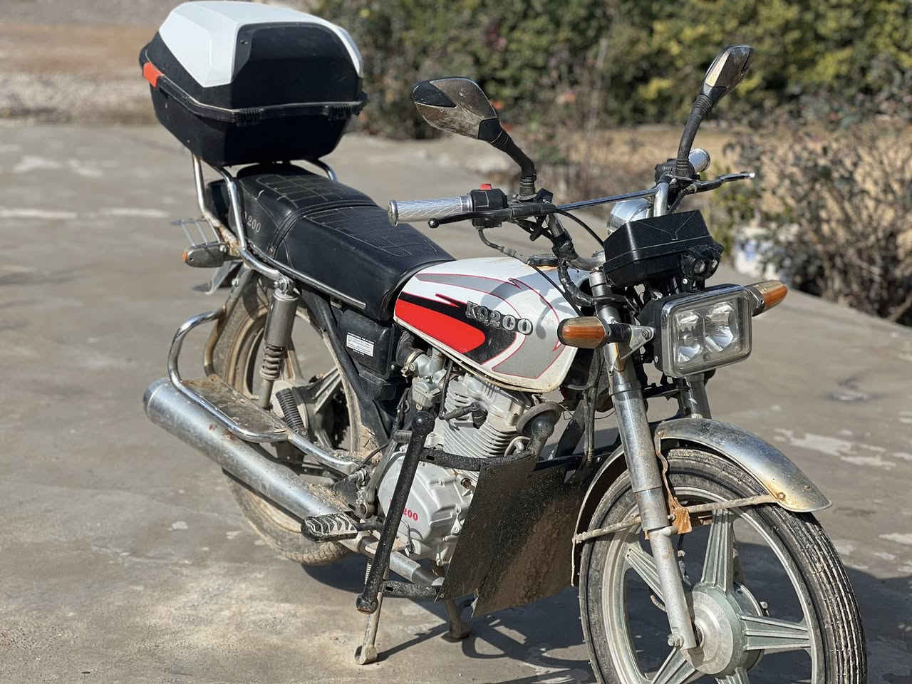 دراجة للبيع
نظيف حيل مايعوزو برغي شغل وامشي اترايك للموصل

سلف كهربائيات كلها شغالة كيجات كلها شغالة 

كيج البانزين 

كيج الرون 

كيج الكيلو متر 

كلهن شغالات 

تاير كدام و وره 

ثنينهن چوبلس

يعني لا طگ الجوب ولا دوخه

محرك حيل نضيف 

5 نمر 

سعر ٣٦٠ وبي مجال#


**إذا كنت صاحب هذا الإعلان وتريد حذفه لأي سبب، رجاءا أرسل رسالة إلى الدعم الفني**