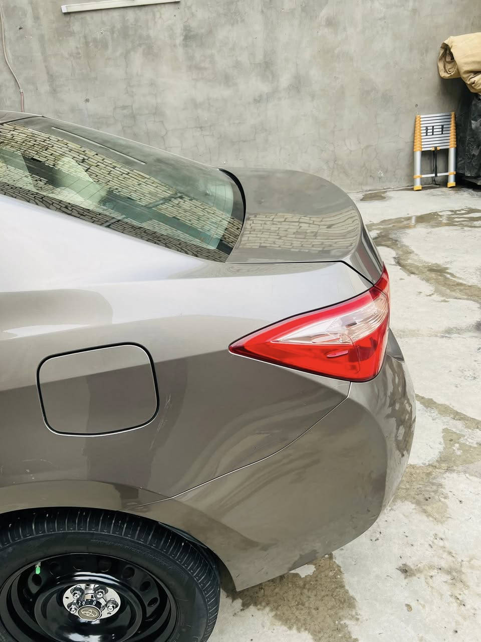 للبيع كورلا LE
السعر  ١٣٣   بي مجال بسيط
عليه غرامة ٦٠٠ الف توكع من سعر السيارة 

***********

موديل 2019 

بجم كبس

الون رصاصي غير محدد 

داخل رصاصي 

تحكم ستيرن 

تبريد وتدفى خير من الله

سيارة اقتصادية مكينه 1800 مرغوب 

تثبيت سرعه 

كاميرا خلفي 

تايرات جديد

حجر بلادي 

رادار بلادي توقف ذاتي 

مكينه كير بشرط 

ماشيه ٦٥  ميل 

ايرباك فقط برده

صدر امامي خلفي كله جديد

سونار ورقم الشاصي بلمنشور 

رقم بغداد   باسمي سنويه رقم جديد 

تحويل  ثاني يوم 

مابيها برغي نقص 

مكان السياره بغداد / الحبيبية

حادثة موجود بالمنشور
