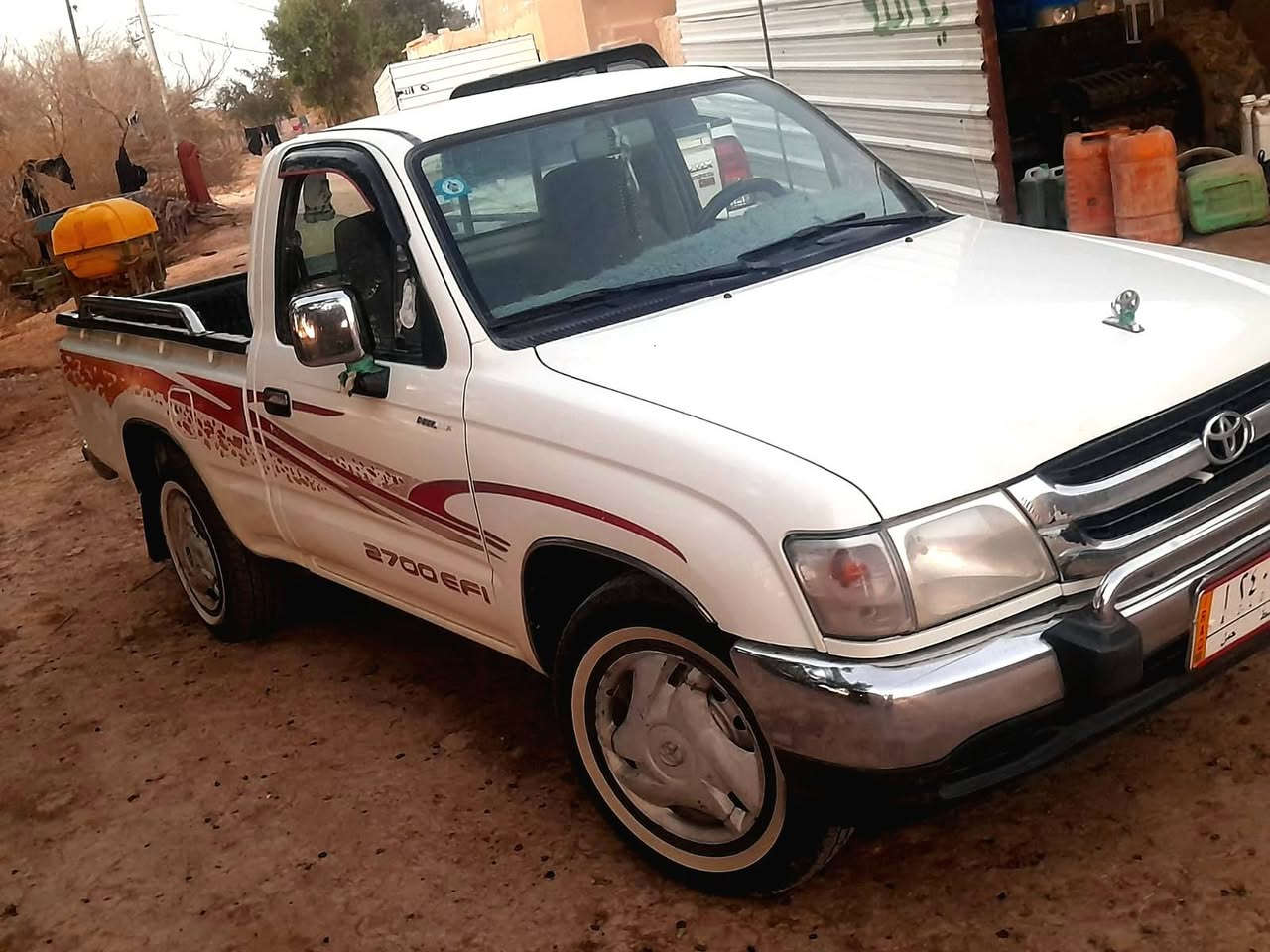 سلام عليكم ورحمة الله وبركاته سياره موديل 2002 
مكفوله كفاله عامه من 
محرك وكير واكسن وشاصي وكشره
ولتبريد شغال 
العنوان واسط الكوت 
للستفسار لاتصال على هاذ الرقم  ***********
