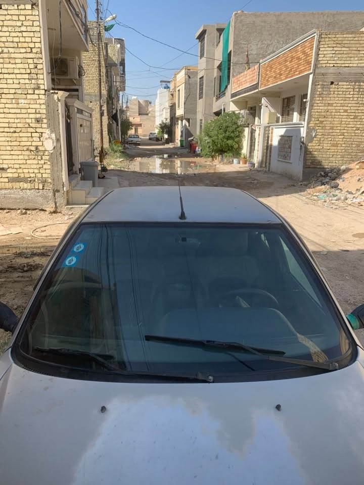 سلام عليكم بيجو فرنسي306 والبيع السعر 45 نقص كمبريسر تبريد وصدر نص عمر مكلف بل نشر 
***********رقم راعي السياره
